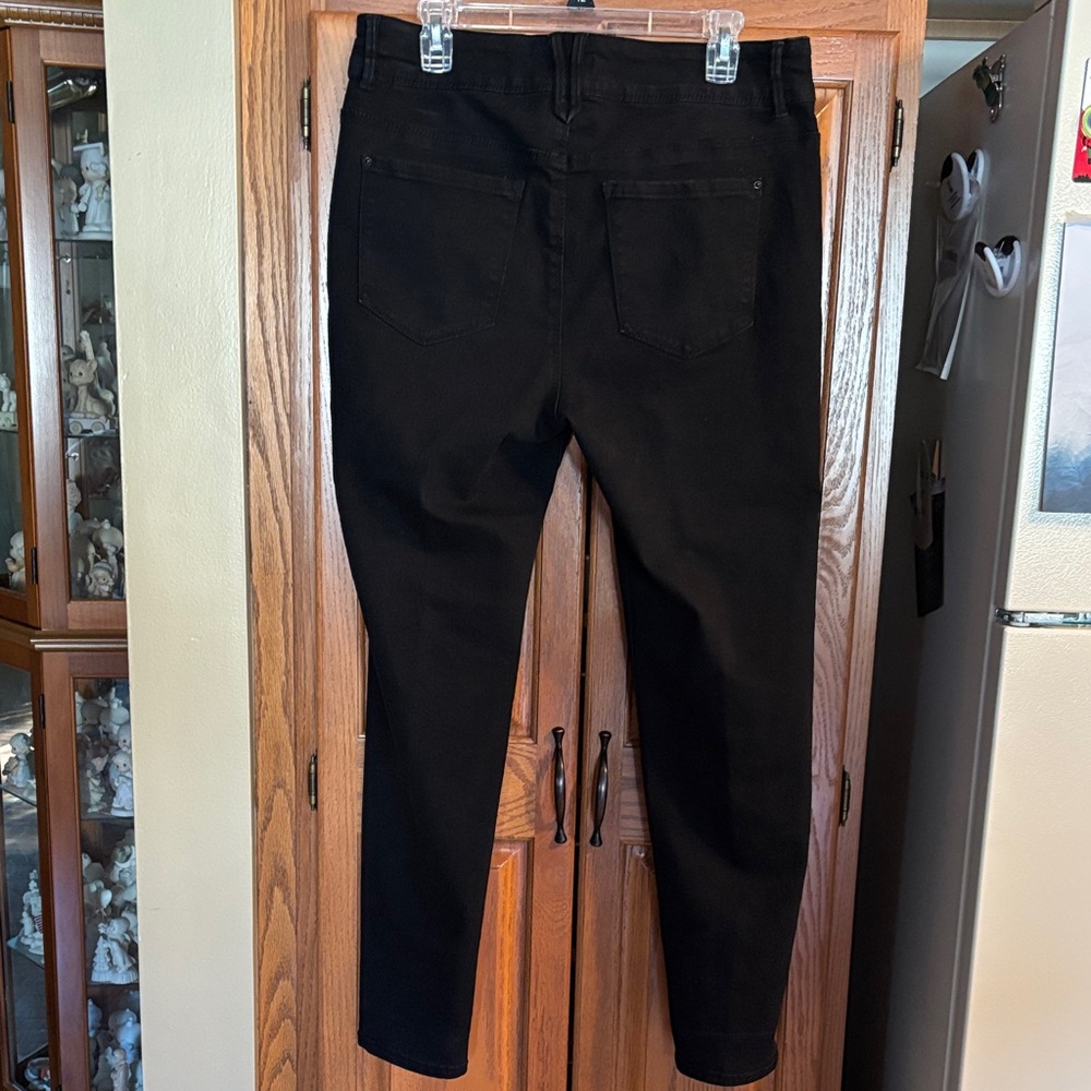 Women's Black Skinny Jeans - Picture 2 of 2